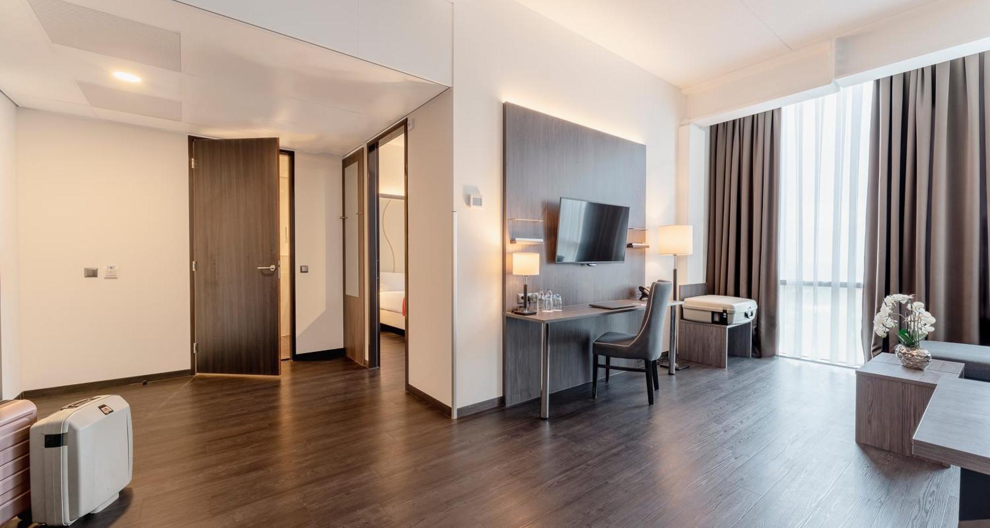 Plaza Premium Almere Zewnętrze zdjęcie