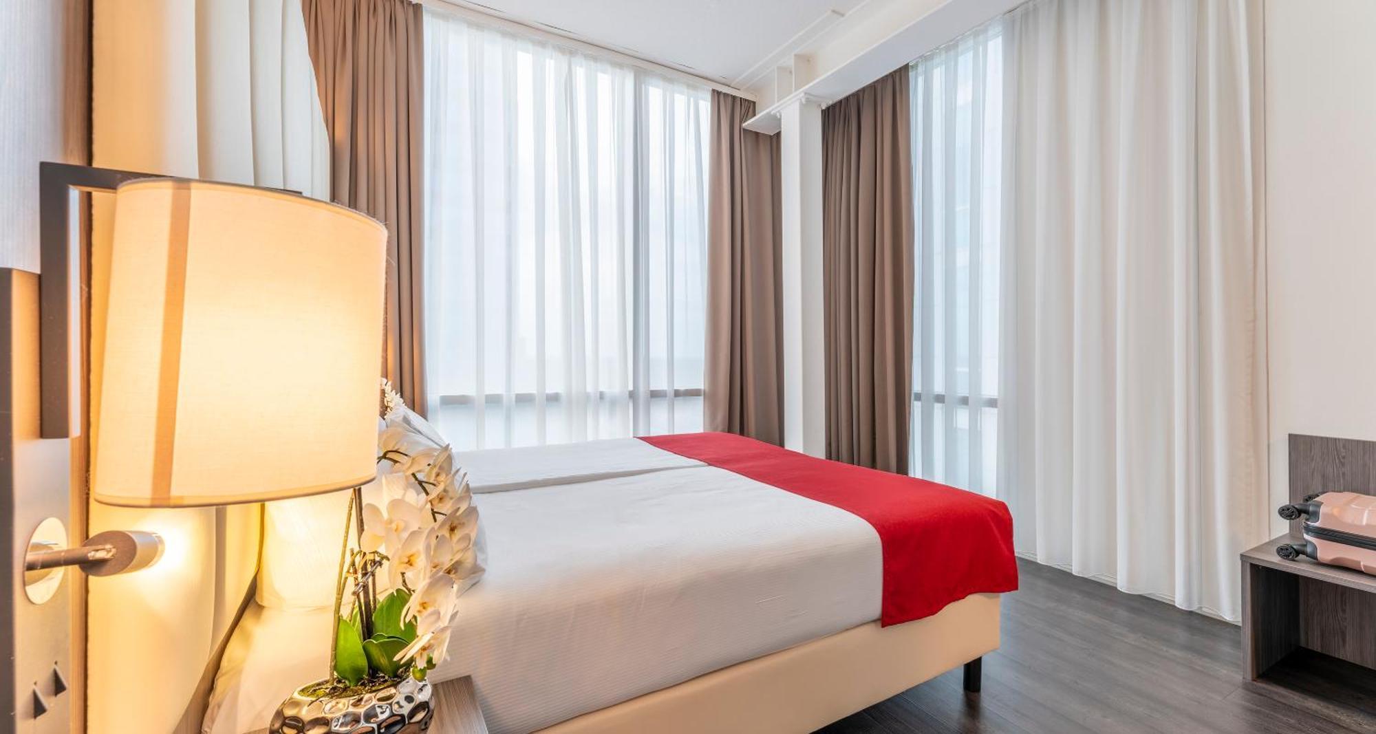 Plaza Premium Almere Zewnętrze zdjęcie