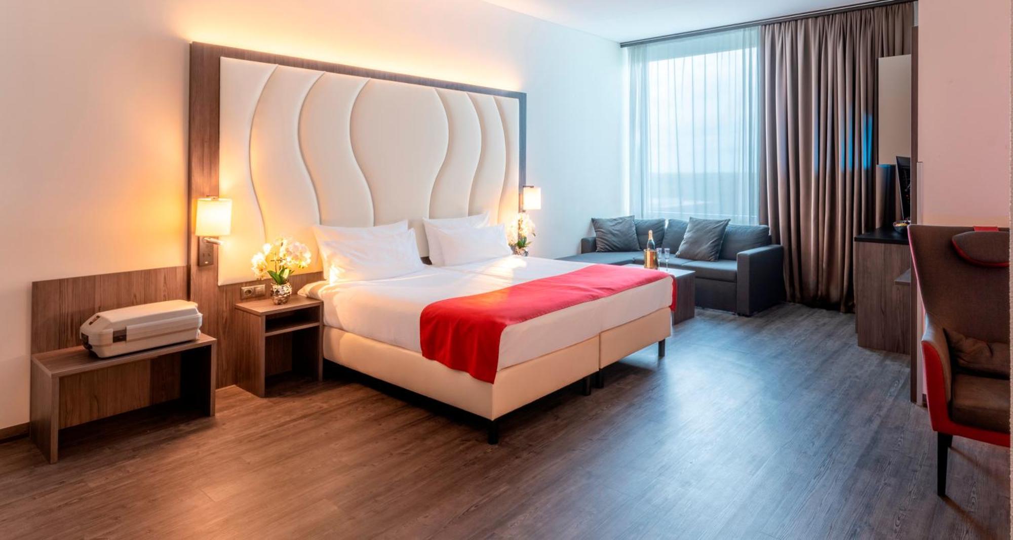 Plaza Premium Almere Zewnętrze zdjęcie