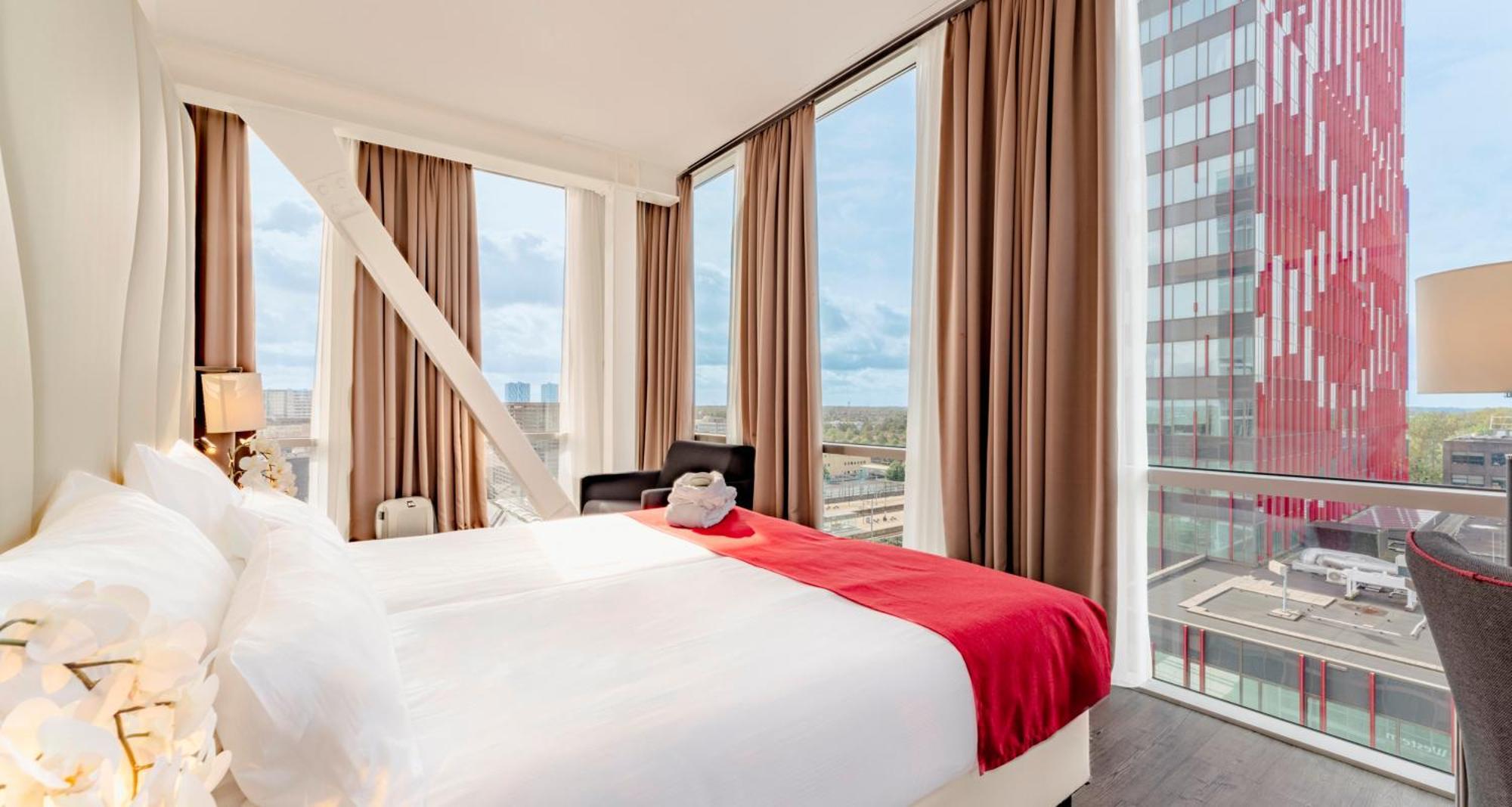Plaza Premium Almere Zewnętrze zdjęcie